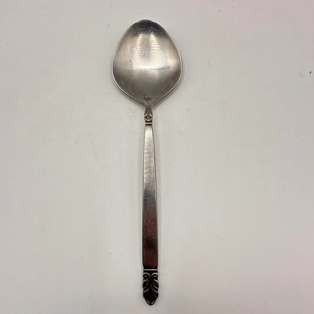 International Stainless Deluxe‎ Norse Nordic Soup Spoon Vintage Silverware